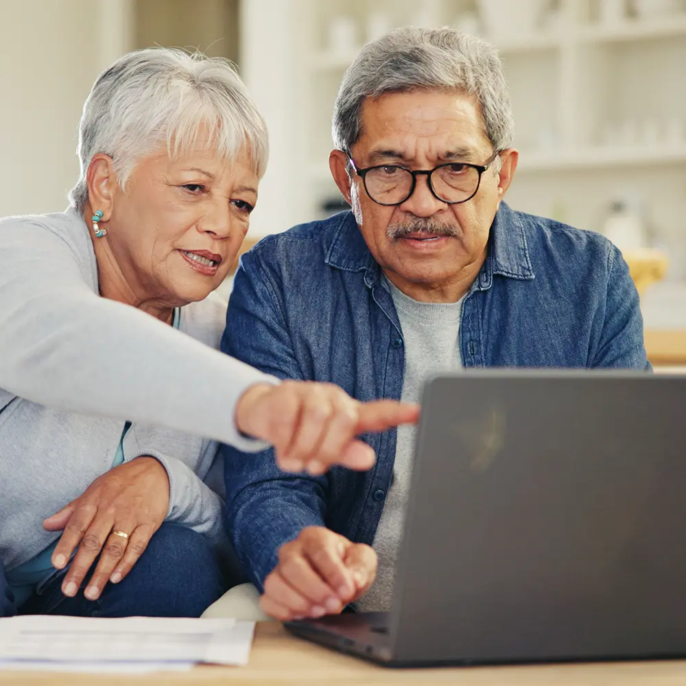 couple on laptop